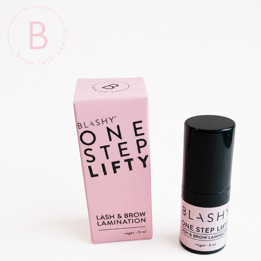 BLASHY One Step Lash & Brow Lamination LIFTY - 5ml

GANZ NEU IN DER SCHWEIZ- ONE STEP LAMINATION LOTION VON BLASHY Erlebe Brow & Lash Lamination in nur einem Schritt mit der BLASHY One Step Brow & Lash Lamination…