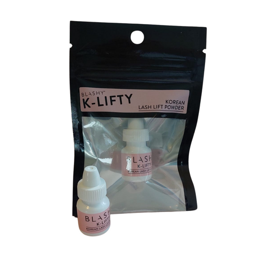 BLASHY K-LIFTY Lash Lifting Puder Anwendung - Erleichtert das Hochliften der Naturwimpern auf das Silikonpad für perfekte Ergebnisse"
