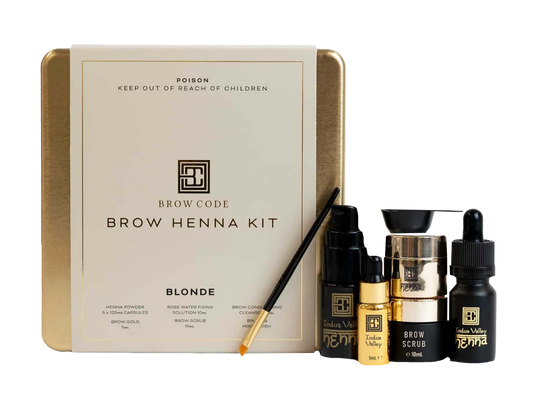 Brow Code AT HOME KIT Brow Henna, in 4 Farben, bietet blonde Brauen in einer luxuriösen Verpackung in Gold und Schwarz. Blashy Shop