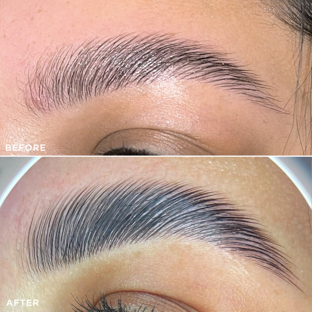 Nahaufnahme: Augenbraue vor und nach Brow Code Brow Gold Oil pflegendes Wachstumsöl, 30ml-volleres, dunkleres Ergebnis gezeigt. Blashy Shop