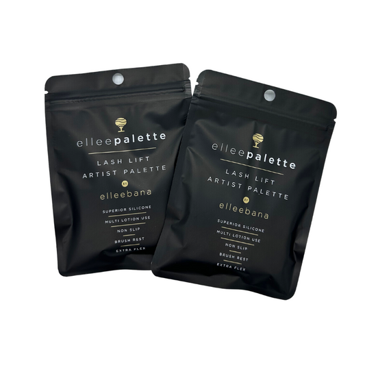 Zwei schwarze Elleebana Ellee Palette Wimpernlift-Tabletts sind nebeneinander auf einem weißen Hintergrund abgebildet. Blashy Shop