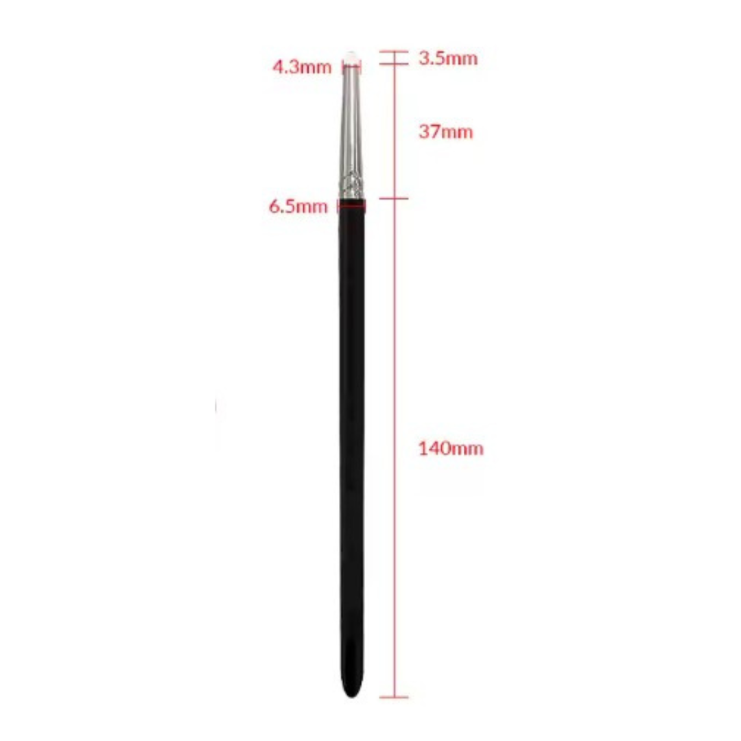 Blashy C Lash Lifting Wimpernzange: schwarzer Griff, silberne Zwinge, beschriftet für Präzisionspinsel & Wimpernmessungen. Blashy Shop