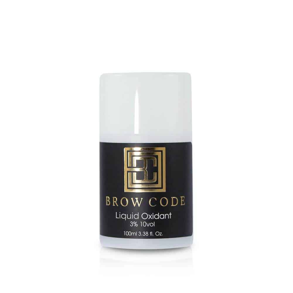 Brow Code Oxidationsmittel flüssig 3%, 100ml, ideal für Stain Hybrid, abgebildet auf weißem Hintergrund. Blashy Shop
