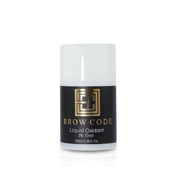 Brow Code Oxidationsmittel flüssig 3%, 100ml, ideal für Stain Hybrid, abgebildet auf weißem Hintergrund. Blashy Shop
