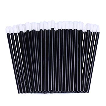 Ein Bündel Blashy C Fusselfreier Lippenstift Applikator schwarz, 50 Stück, aufgefächert auf einem weißen Hintergrund. Blashy Shop