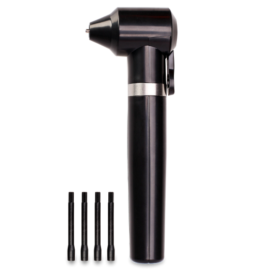 Black Ink Mixer Tool von Blashy C, aufrecht stehend mit silbernem Band und vier Ersatzspitzen auf der Vorderseite. Blashy Shop