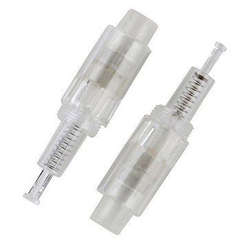 Zwei klare, parallele Rückschlagventile ähneln Blashy C Microneedling Aufsätze Nadeln 36er - CE zertifizierten Bauteilen. Blashy Shop