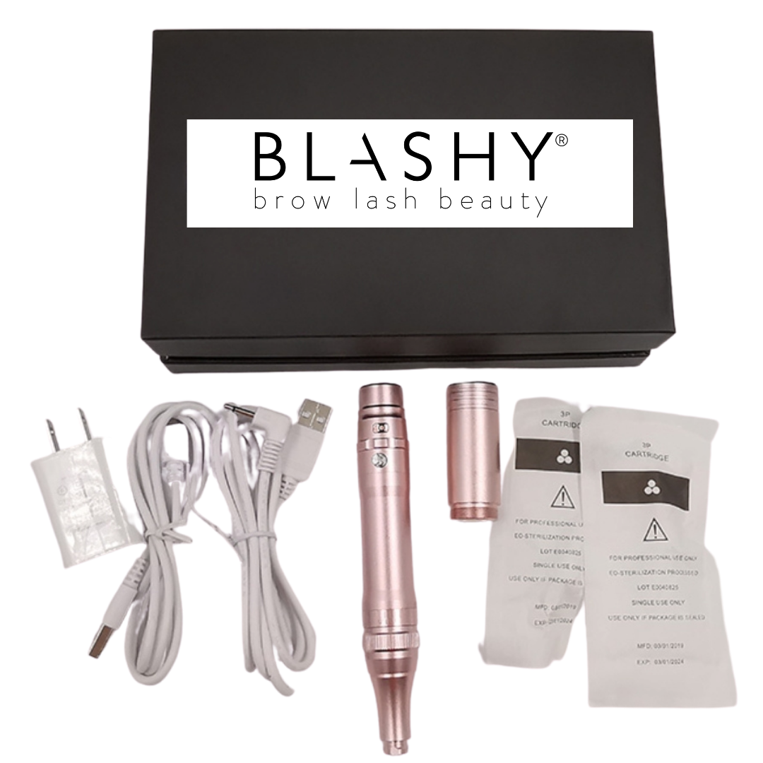 Das Blashy C Permanent Make-Up Pen Set enthält einen Stift, ein Netzteil, ein USB-Kabel, eine zusätzliche Kappe und 2 versiegelte Patronen. Blashy Shop